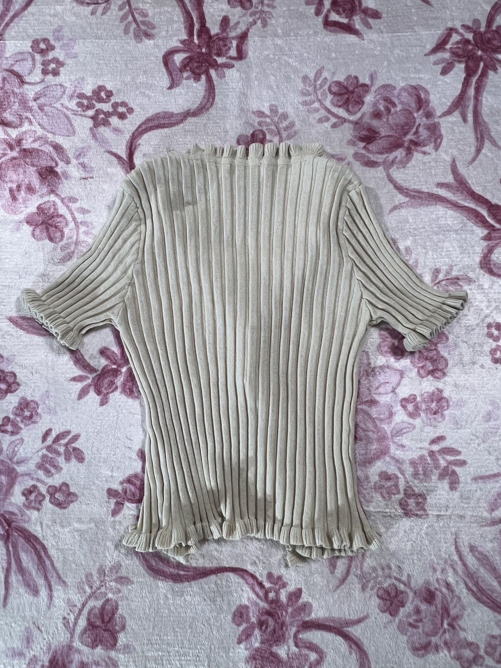Ribbed Ruffle-Trim Beige Blouse‎ - Picture 3 of 6